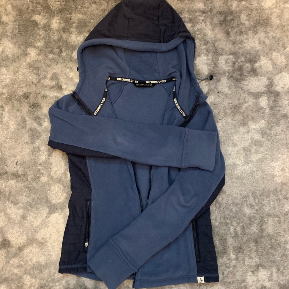 Women’s fleece jacket